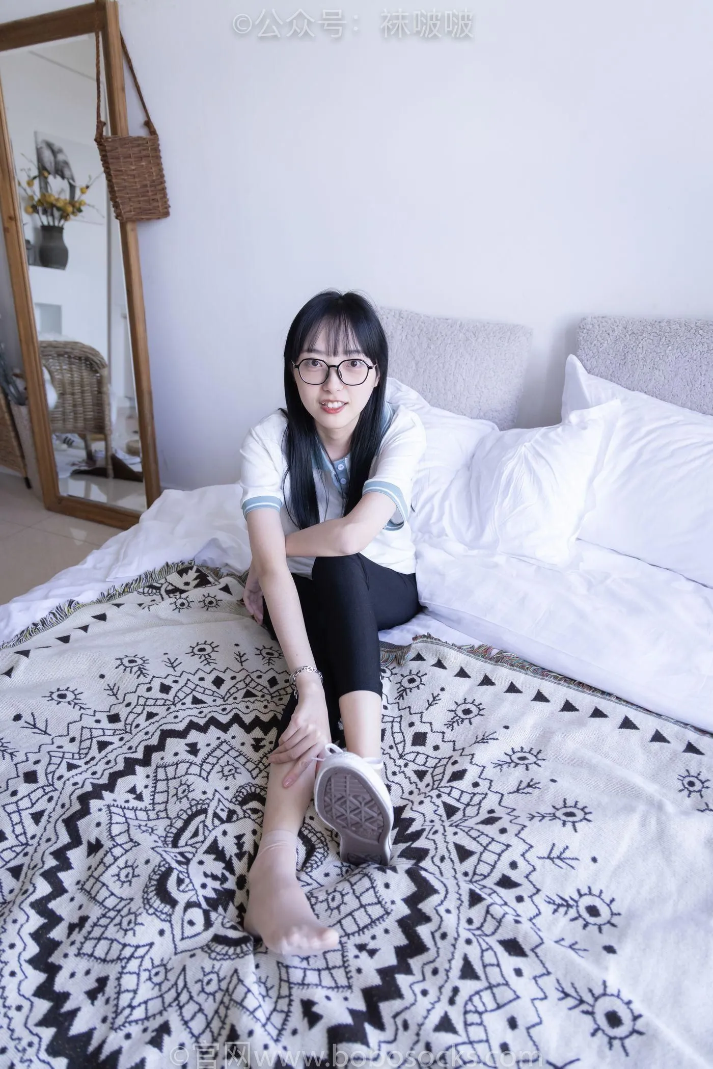 [BoBoSocks袜啵啵]NO.044 稚予-贝壳头、匡威帆布鞋、短肉丝 [154P]插图3
